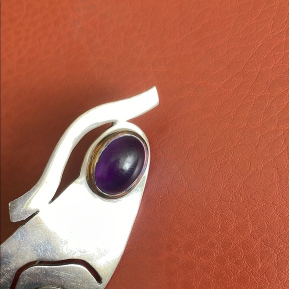Silver Pendant with Purple Stone - Picture 5 of 5